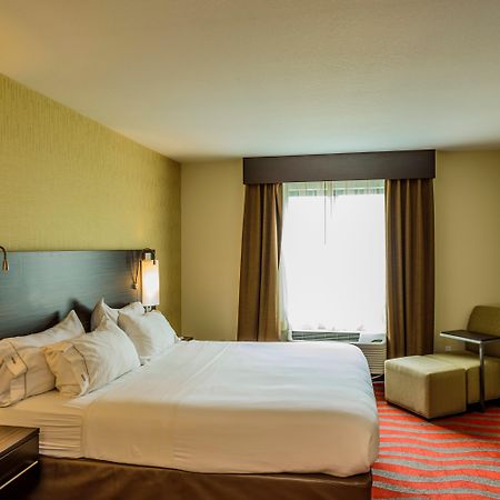 Holiday Inn Express And Suites - Bradford By Ihg Kültér fotó