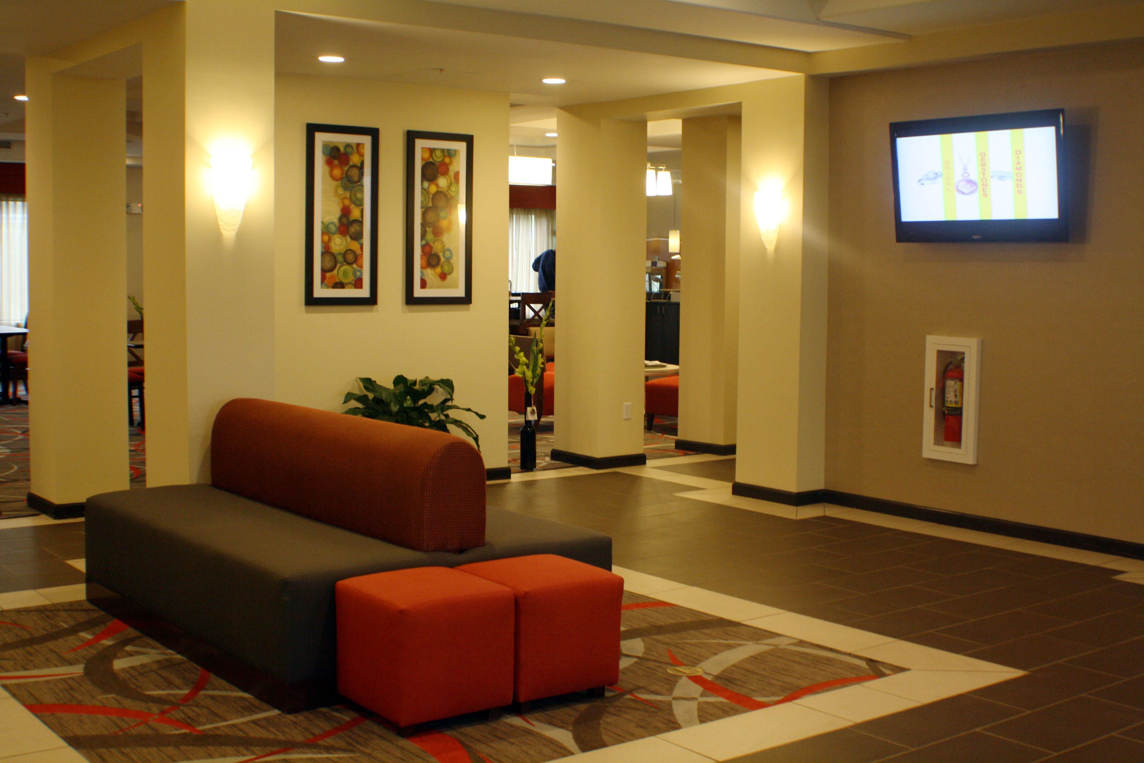 Holiday Inn Express And Suites - Bradford By Ihg Beltér fotó
