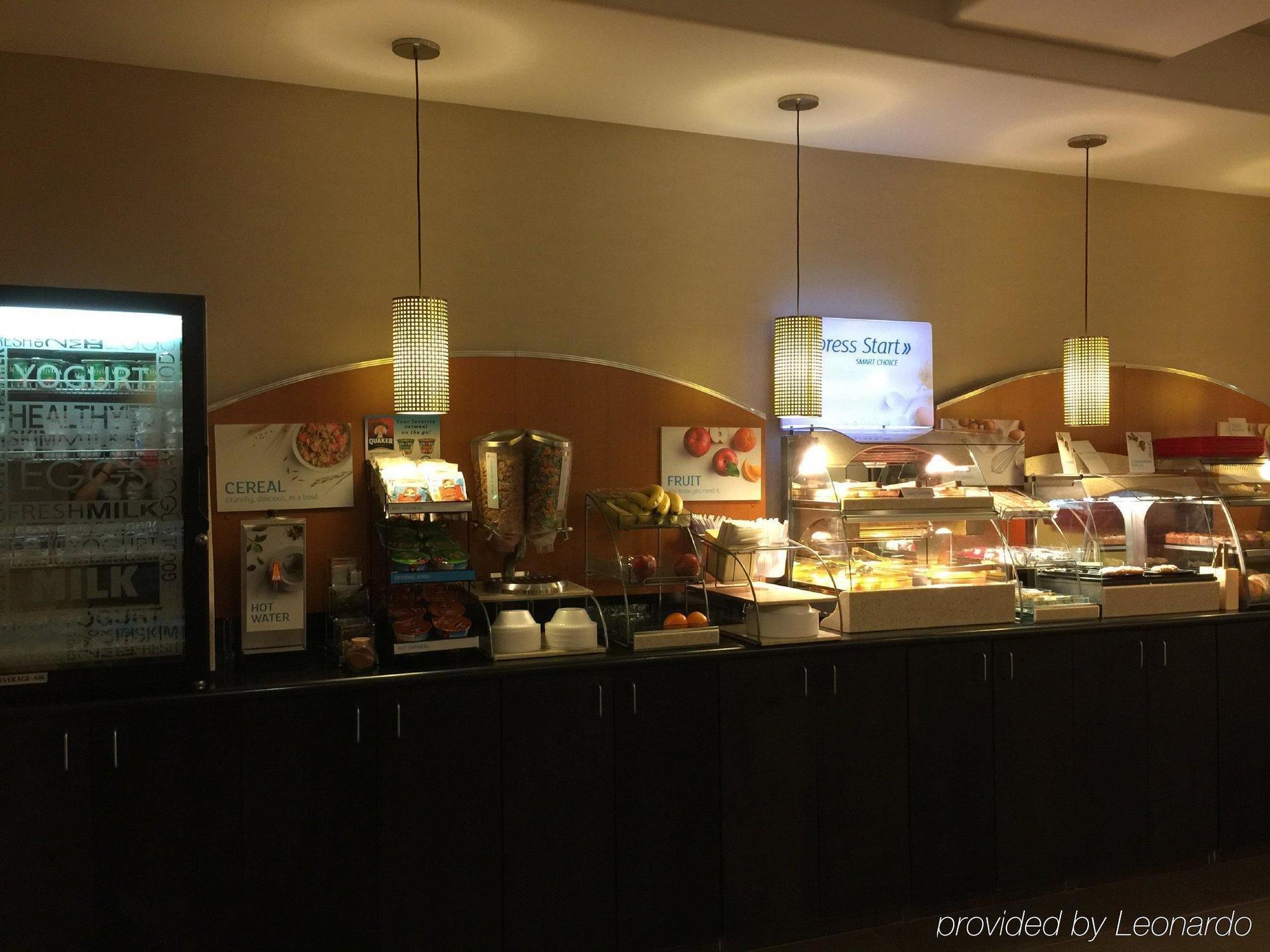 Holiday Inn Express And Suites - Bradford By Ihg Kültér fotó