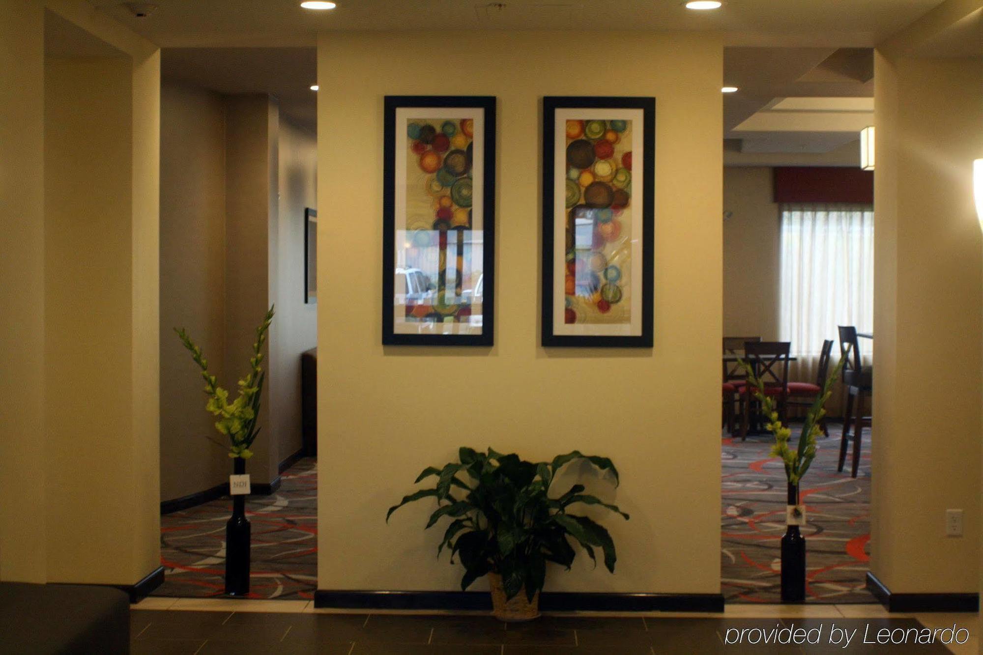 Holiday Inn Express And Suites - Bradford By Ihg Beltér fotó