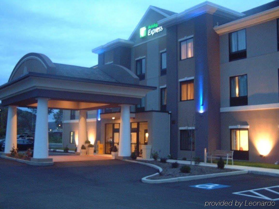 Holiday Inn Express And Suites - Bradford By Ihg Kültér fotó